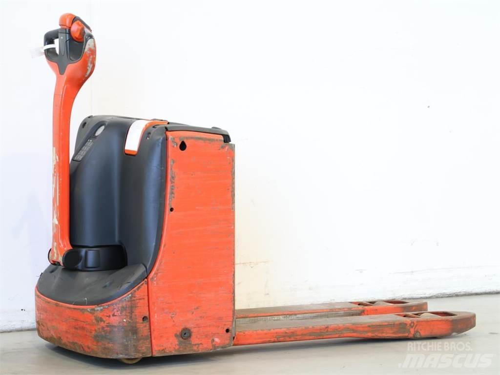 Linde T16/1152-00 Järelkäidavad virnastajad