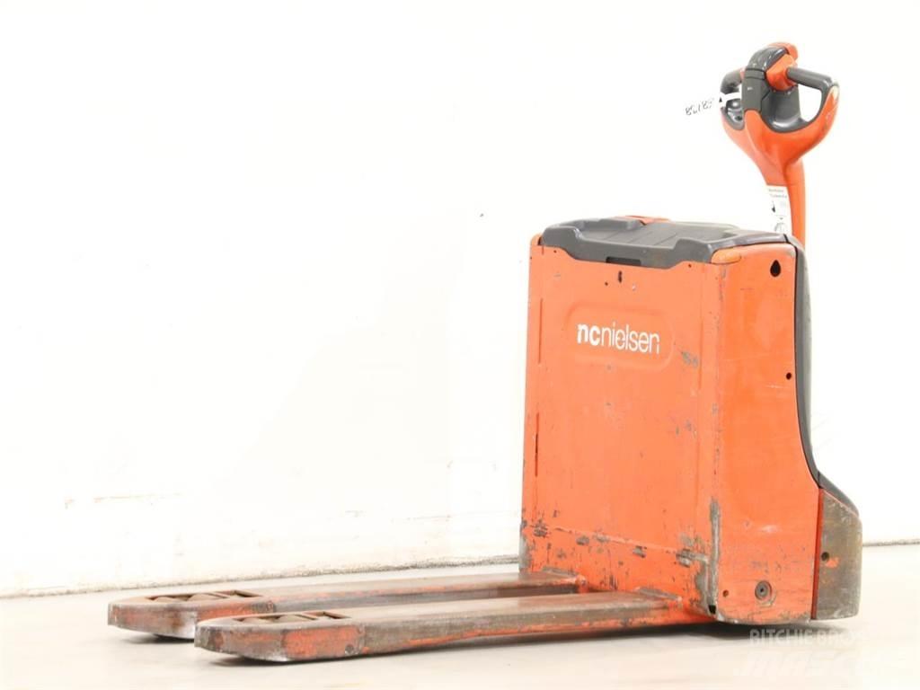 Linde T16/1152-00 Järelkäidavad virnastajad