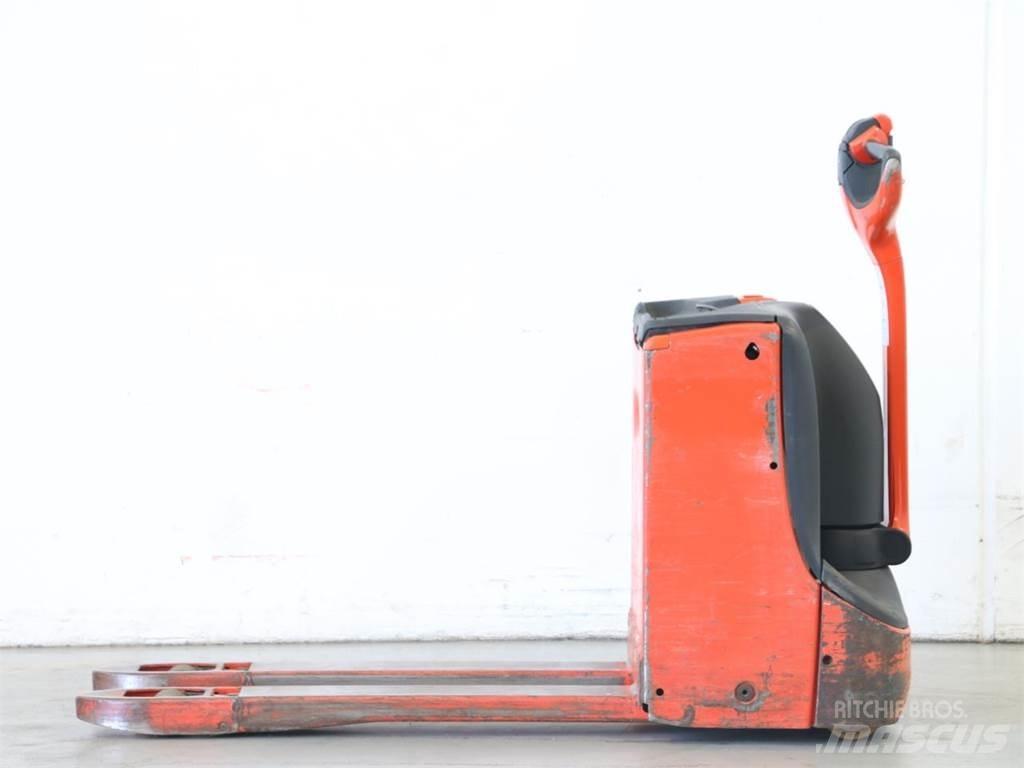 Linde T16/1152-00 Järelkäidavad virnastajad