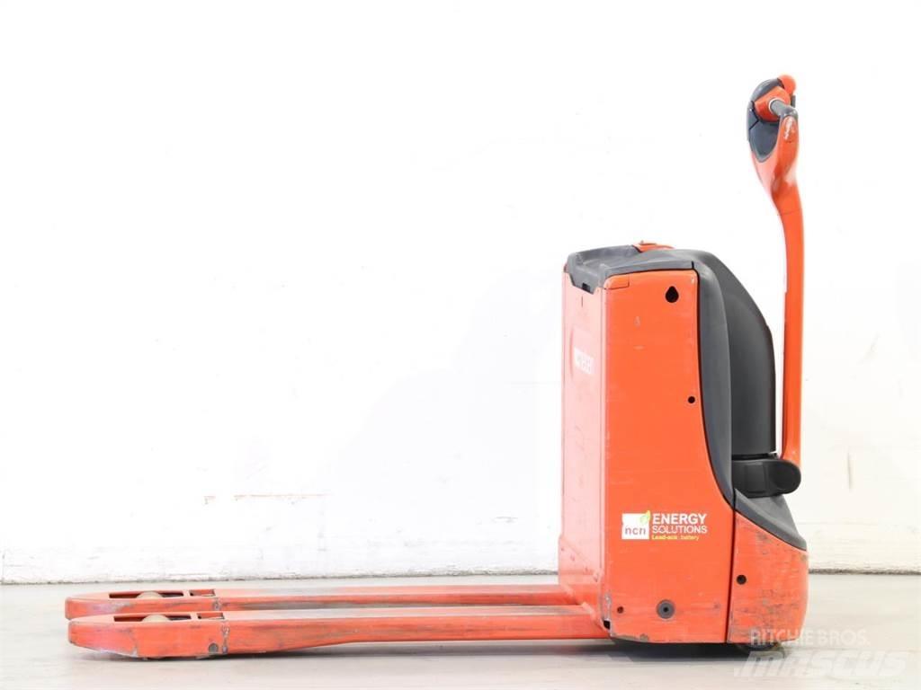 Linde T16/1152-02 Järelkäidavad virnastajad