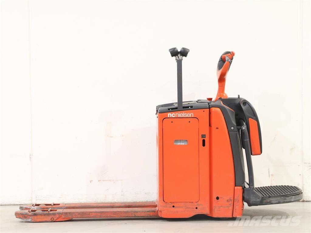 Linde T20AP/1153-00 Järelkäidavad virnastajad