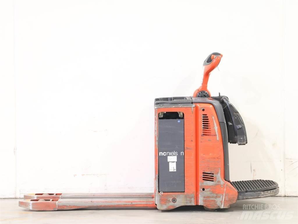 Linde T20AP/131 Järelkäidavad virnastajad