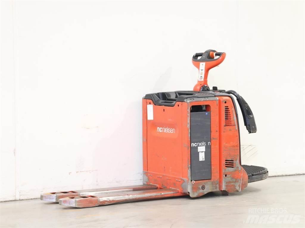 Linde T20AP/131 Järelkäidavad virnastajad
