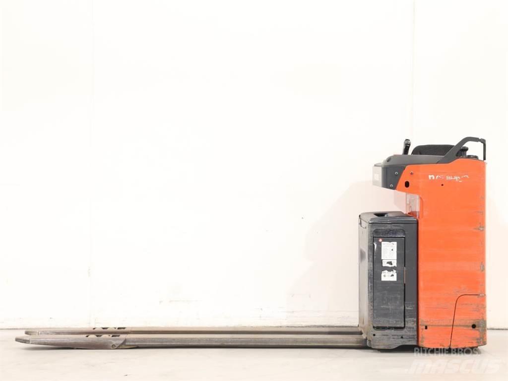 Linde T20R/1154-01 Järelkäidavad virnastajad
