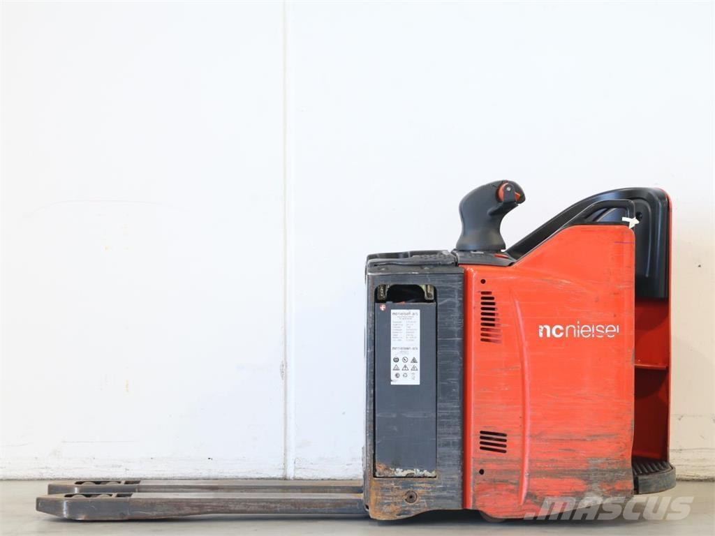 Linde T20SP/131 Järelkäidavad virnastajad