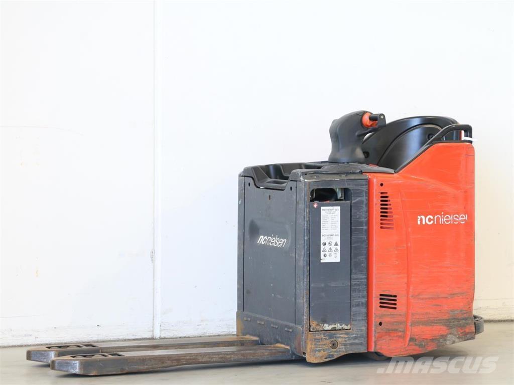 Linde T20SP/131 Järelkäidavad virnastajad
