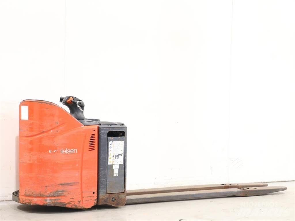 Linde T20SP/131 Järelkäidavad virnastajad