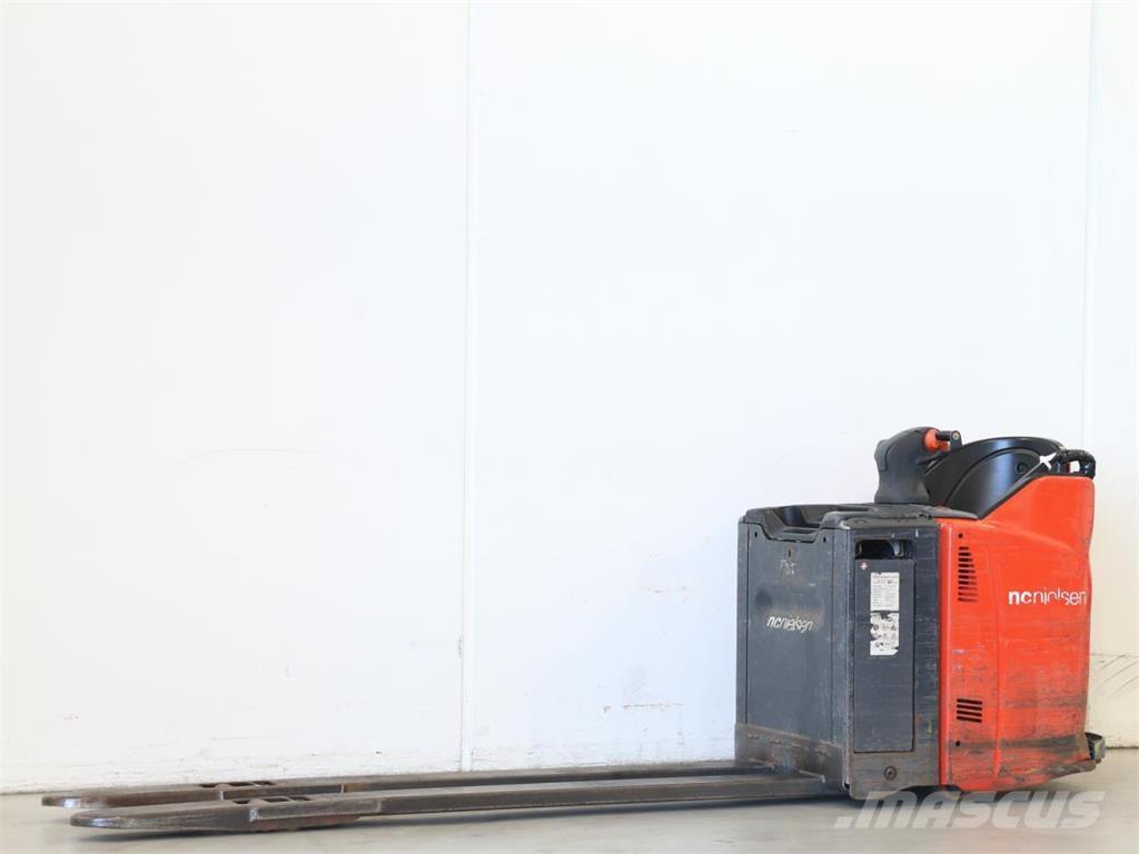 Linde T20SP/131 Järelkäidavad virnastajad