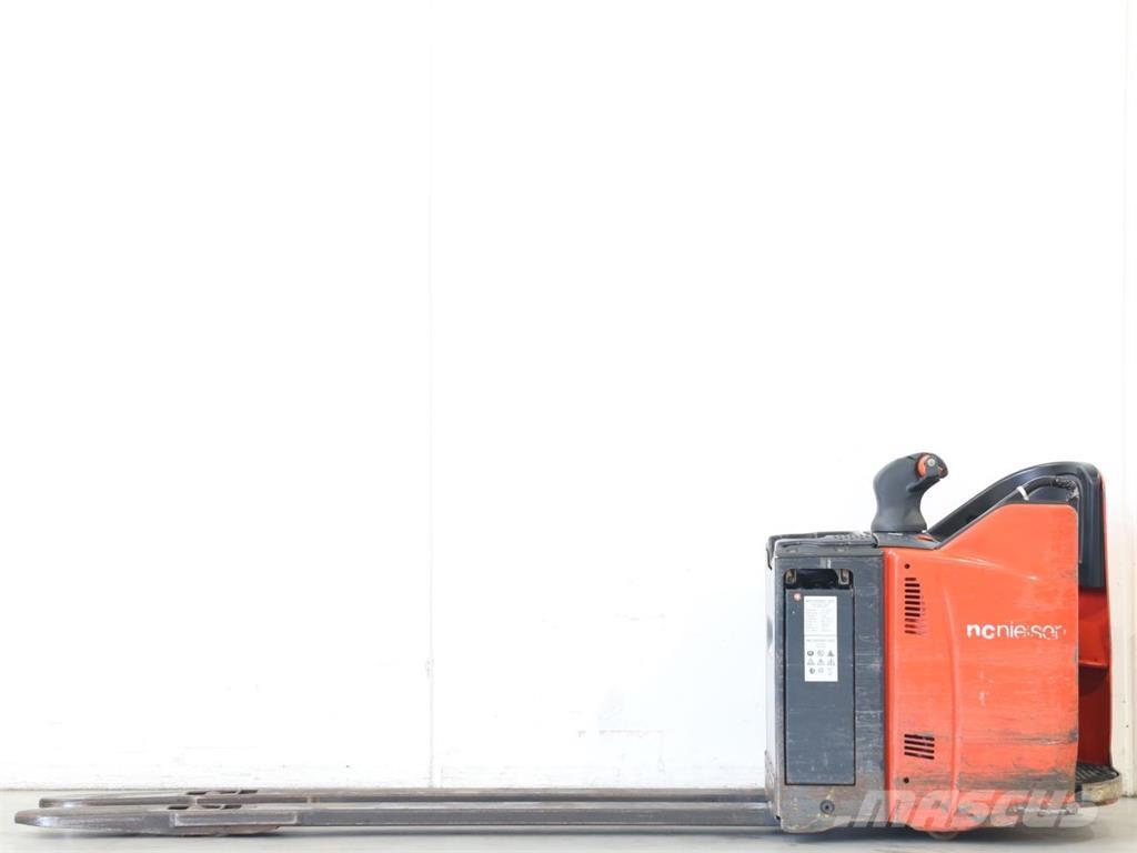 Linde T20SP/131 Järelkäidavad virnastajad