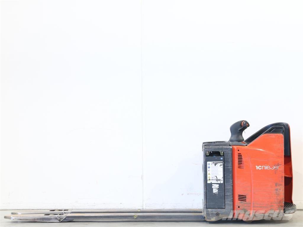 Linde T20SP/131 Järelkäidavad virnastajad