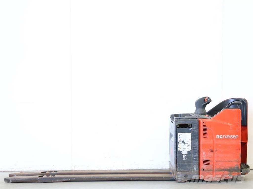 Linde T20SP/131 Järelkäidavad virnastajad