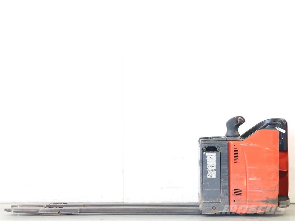 Linde T20SP/131 Järelkäidavad virnastajad
