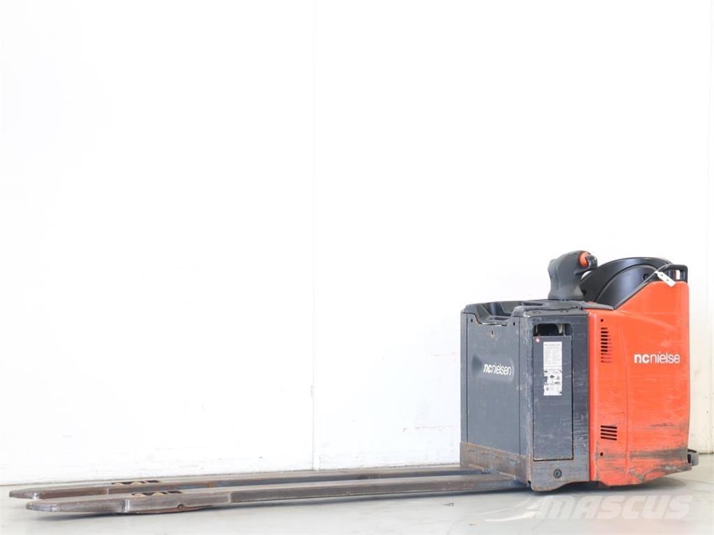 Linde T20SP/131 Järelkäidavad virnastajad