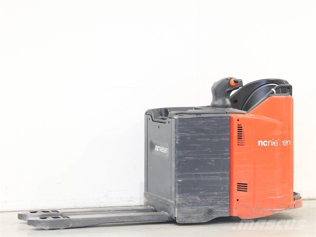 Linde T20SP/131 Järelkäidavad virnastajad