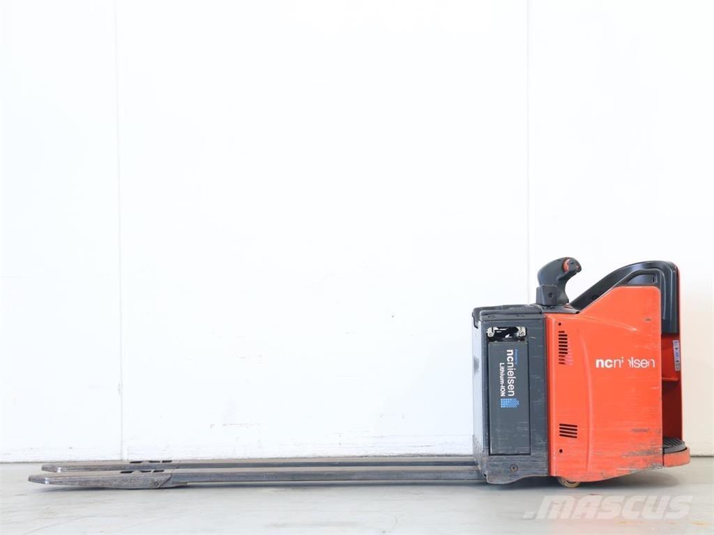 Linde T20SP/131 Järelkäidavad virnastajad