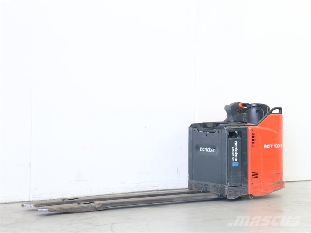 Linde T20SP/131 Järelkäidavad virnastajad