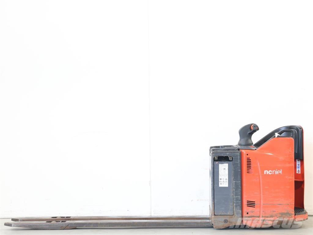 Linde T20SP/131 Järelkäidavad virnastajad