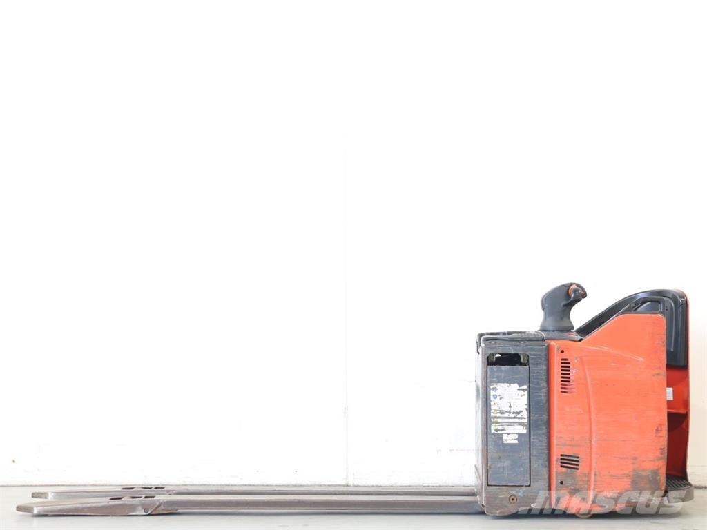Linde T20SP/131-07 Järelkäidavad virnastajad