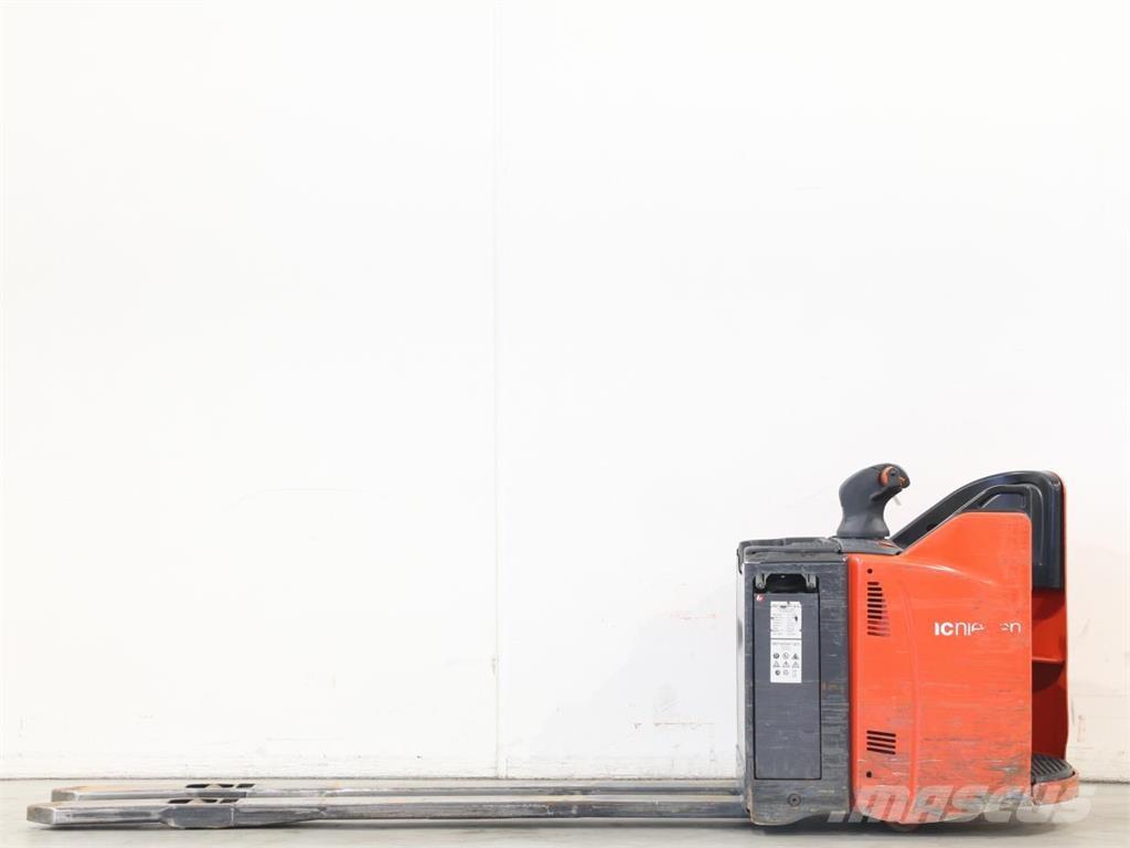 Linde T20SP/131-08 Järelkäidavad virnastajad