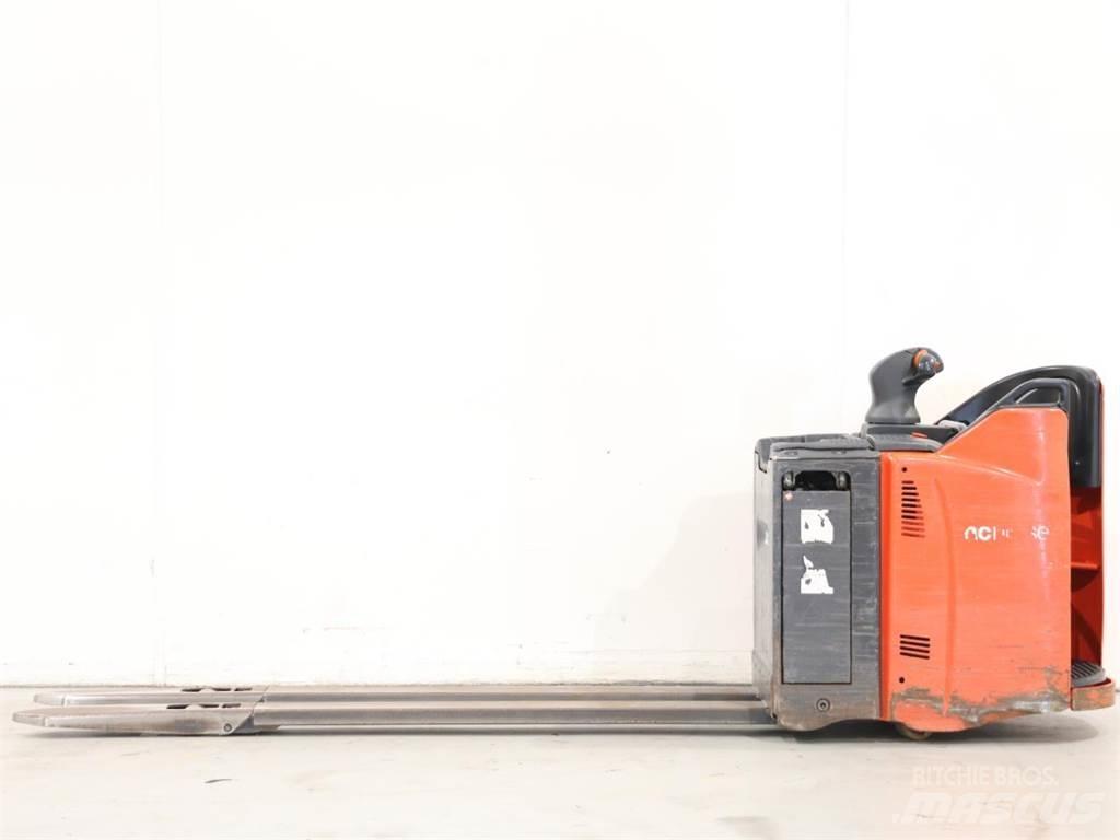 Linde T25SP/131-08 Järelkäidavad virnastajad