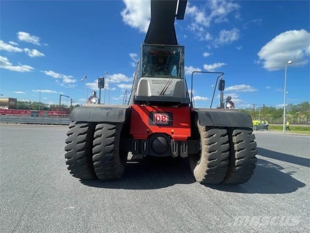 SMV 4531 CC5 Lükandmastiga tõstukid