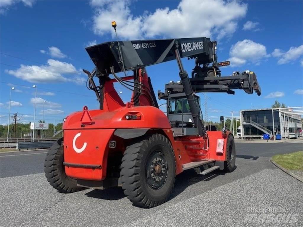 SMV 4531 CC5 Lükandmastiga tõstukid