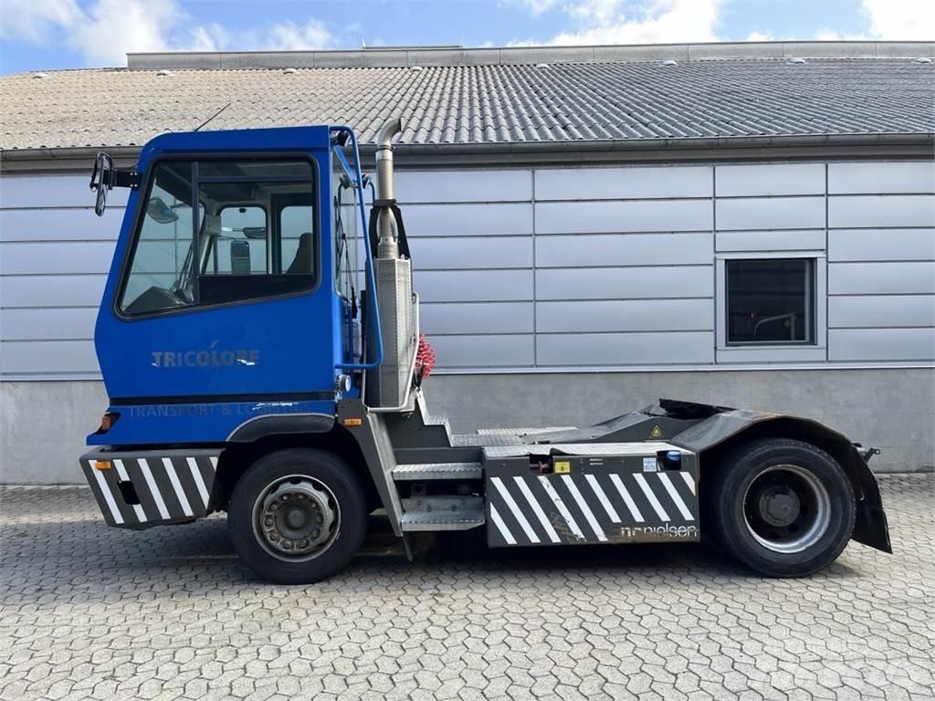 Terberg YT222 4X2 Muud