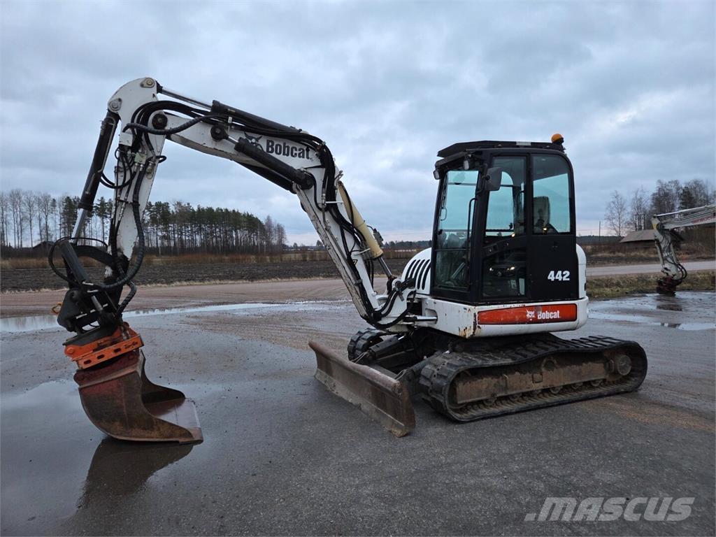 Bobcat 442 Väikeekskavaatorid 7t-12t