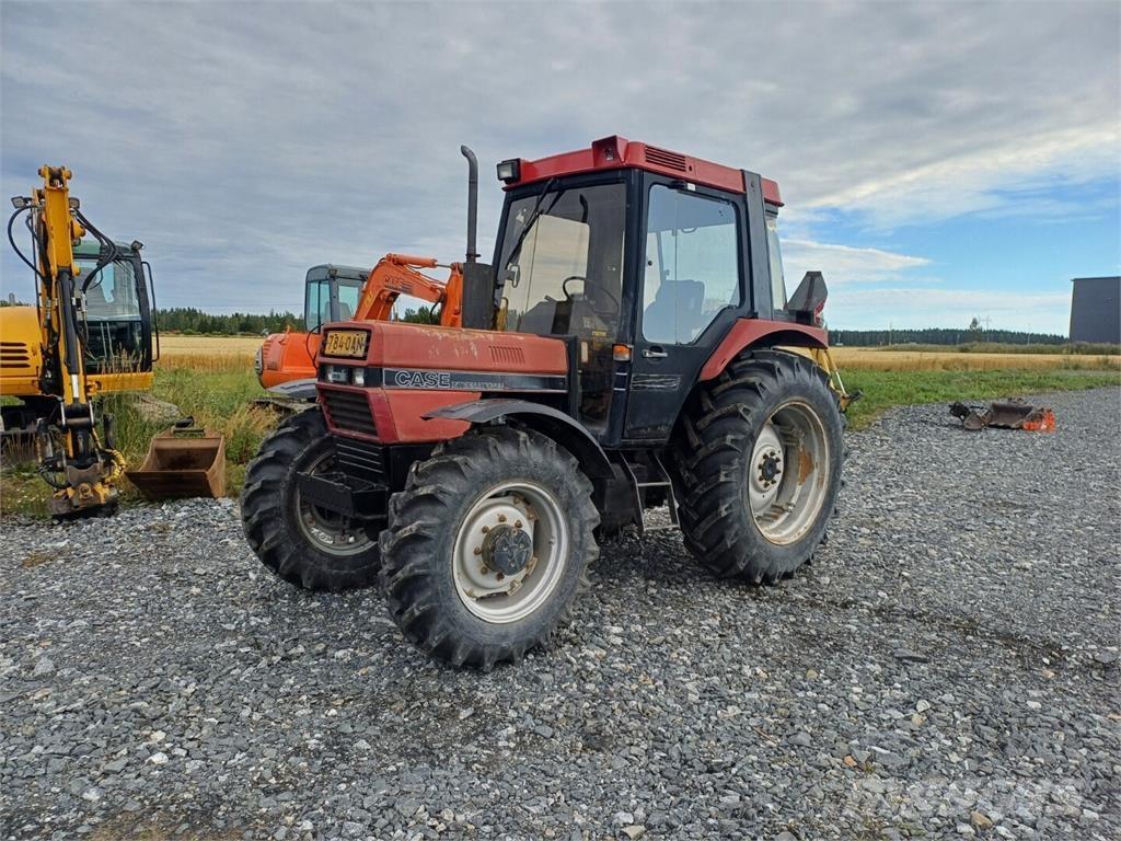 Case IH 685XL Traktorid