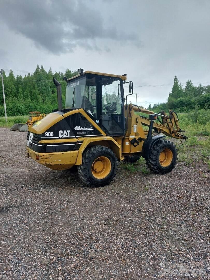 CAT 908 Rataslaadurid