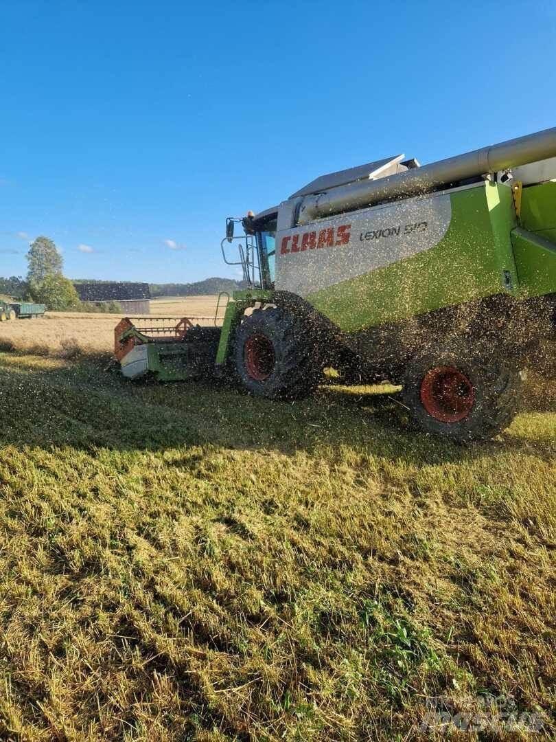 CLAAS LEXION 510 Teraviljakombainid