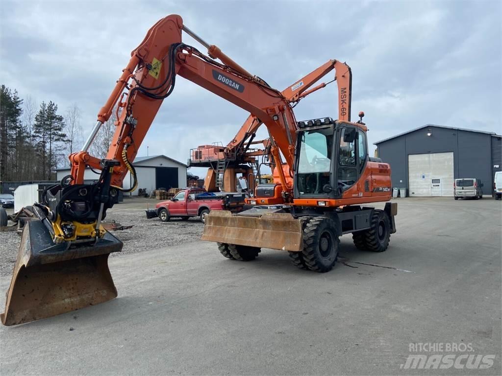 Doosan DX 140W Ratasekskavaatorid