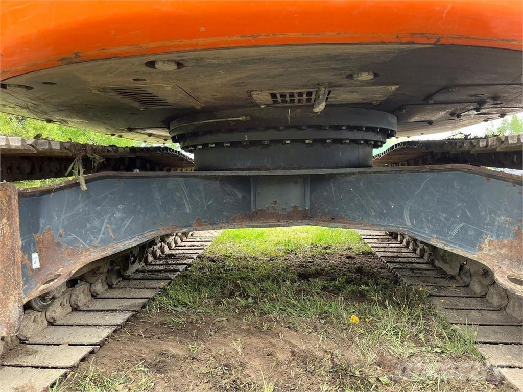 Doosan DX140LC Roomikekskavaatorid
