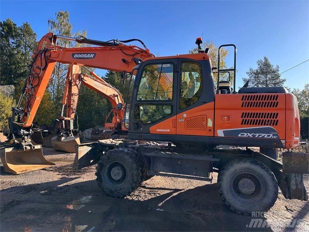 Doosan DX170W-5 Ratasekskavaatorid