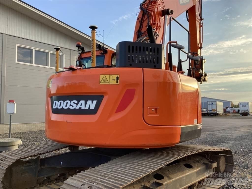 Doosan Dx235 LR 5 Roomikekskavaatorid