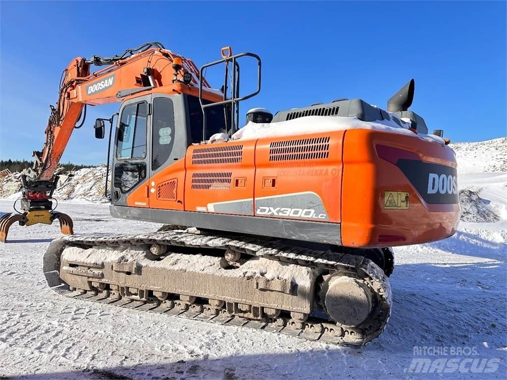 Doosan DX300 LC-5 Roomikekskavaatorid