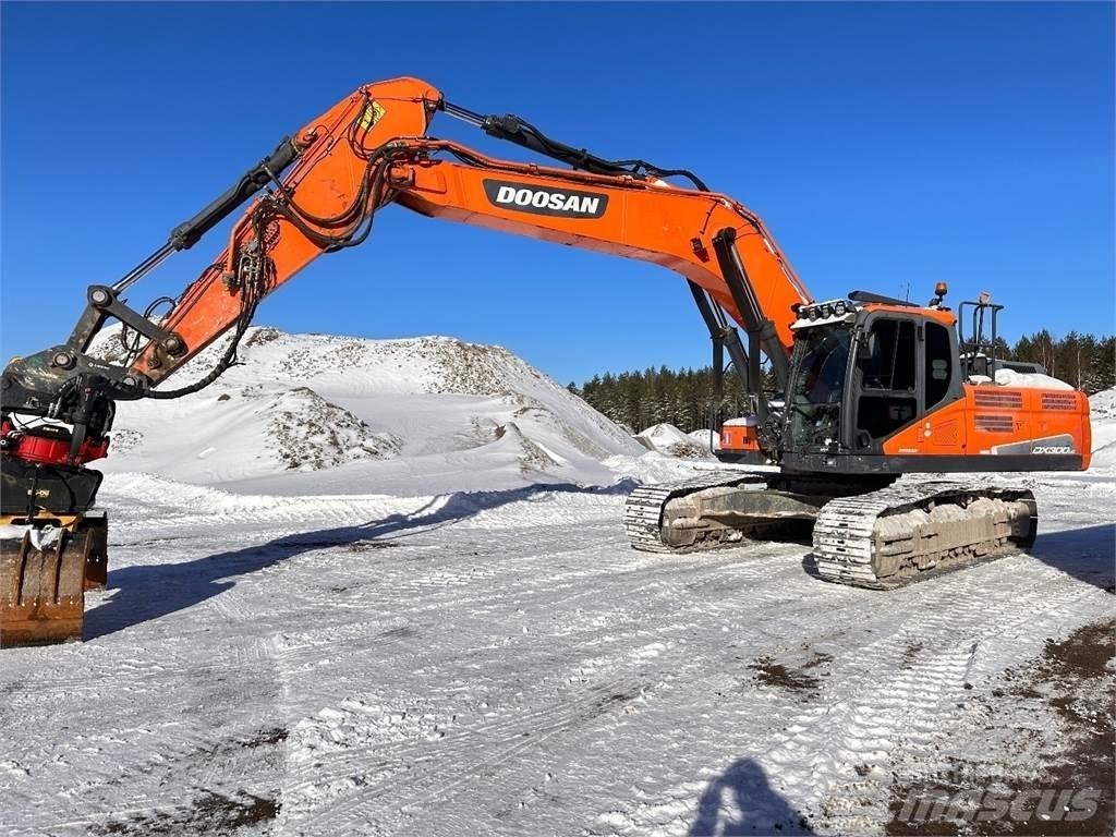 Doosan DX300 LC-5 Roomikekskavaatorid