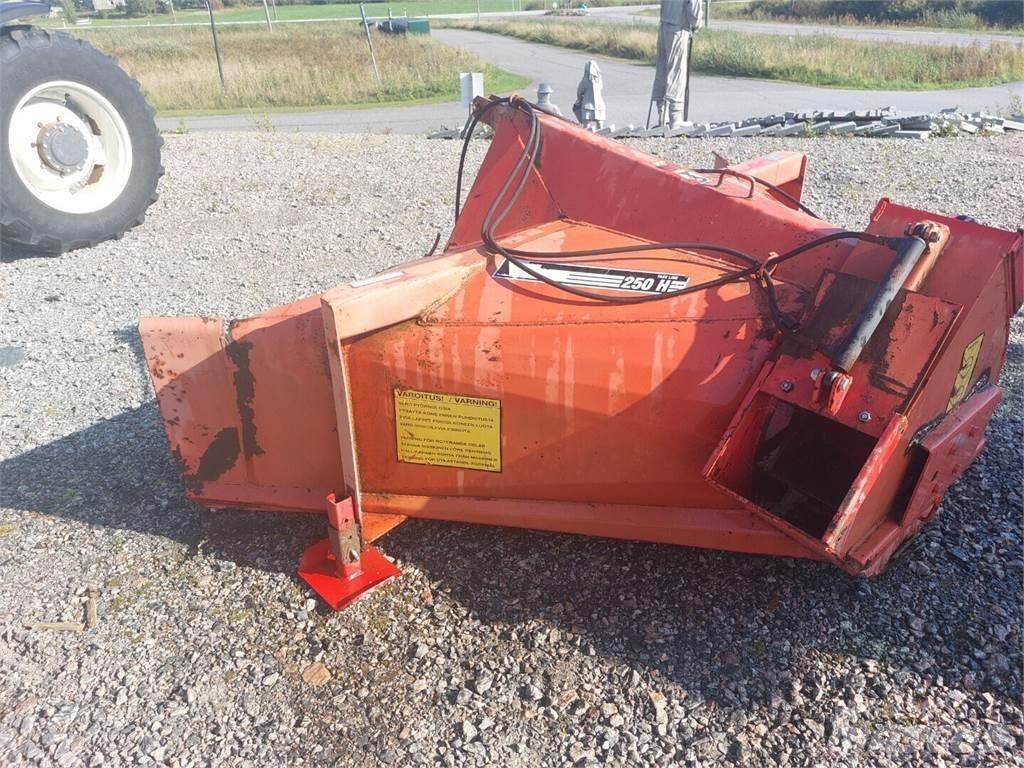 Esko 251 Muud teekoristamise ja lumekoristamise masinad