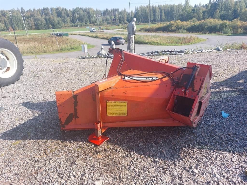 Esko 251 Muud teekoristamise ja lumekoristamise masinad