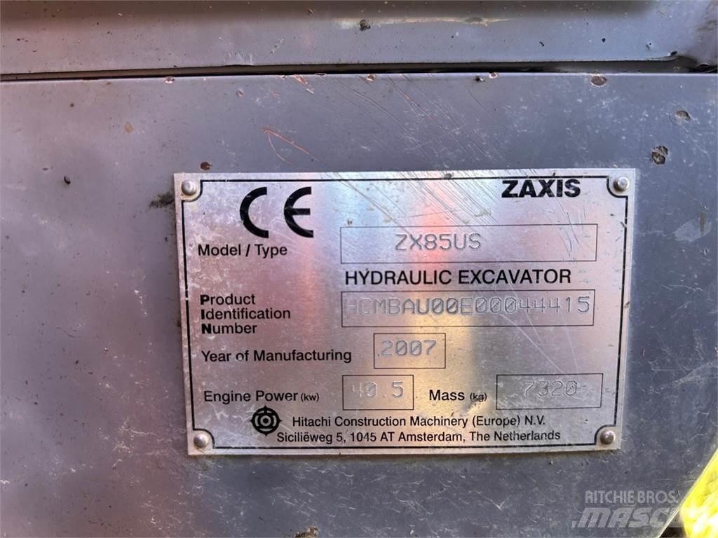 Hitachi ZX85 US Väikeekskavaatorid 7t-12t