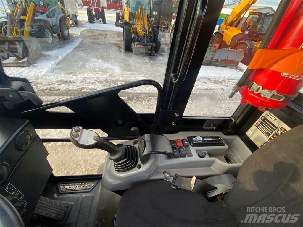 JCB 403 Plus Rataslaadurid