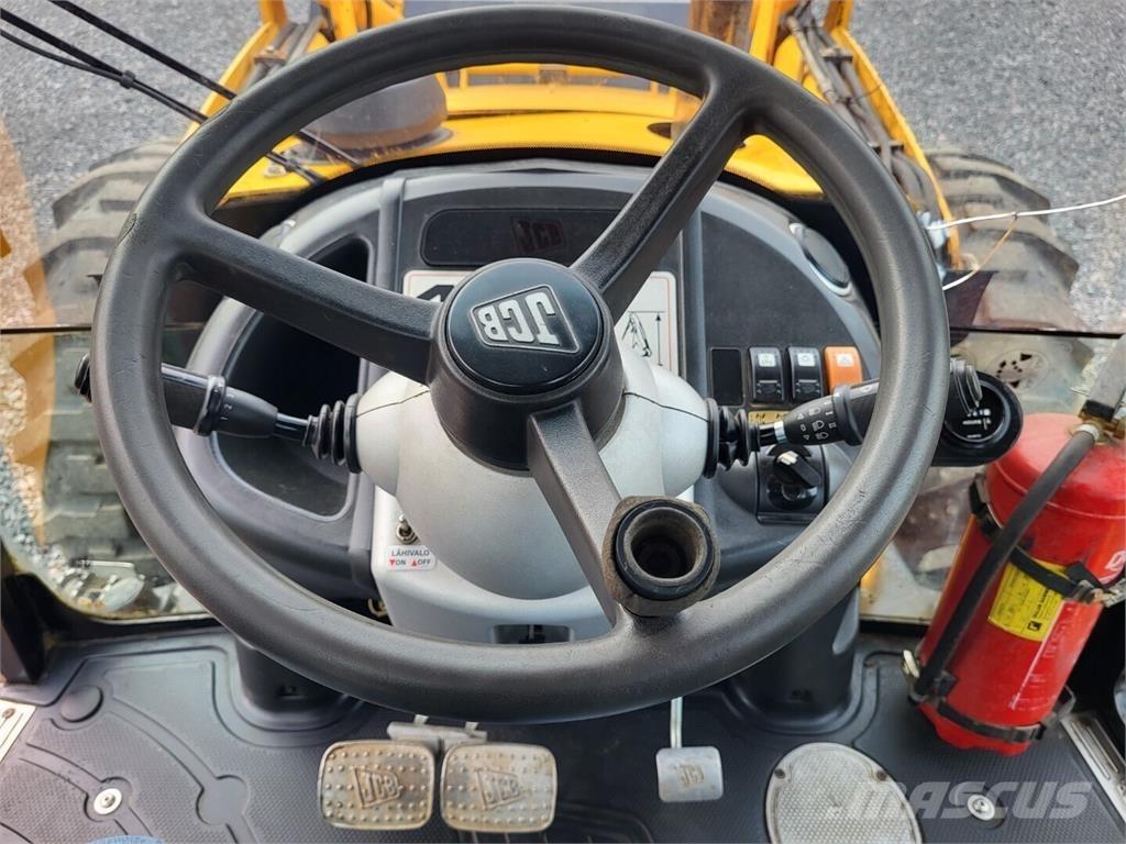 JCB 4CN Ekskavaatorlaadurid