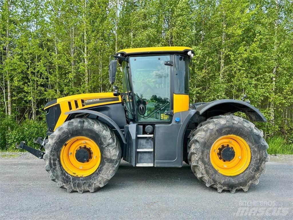JCB Fastrack 4220 Traktorid