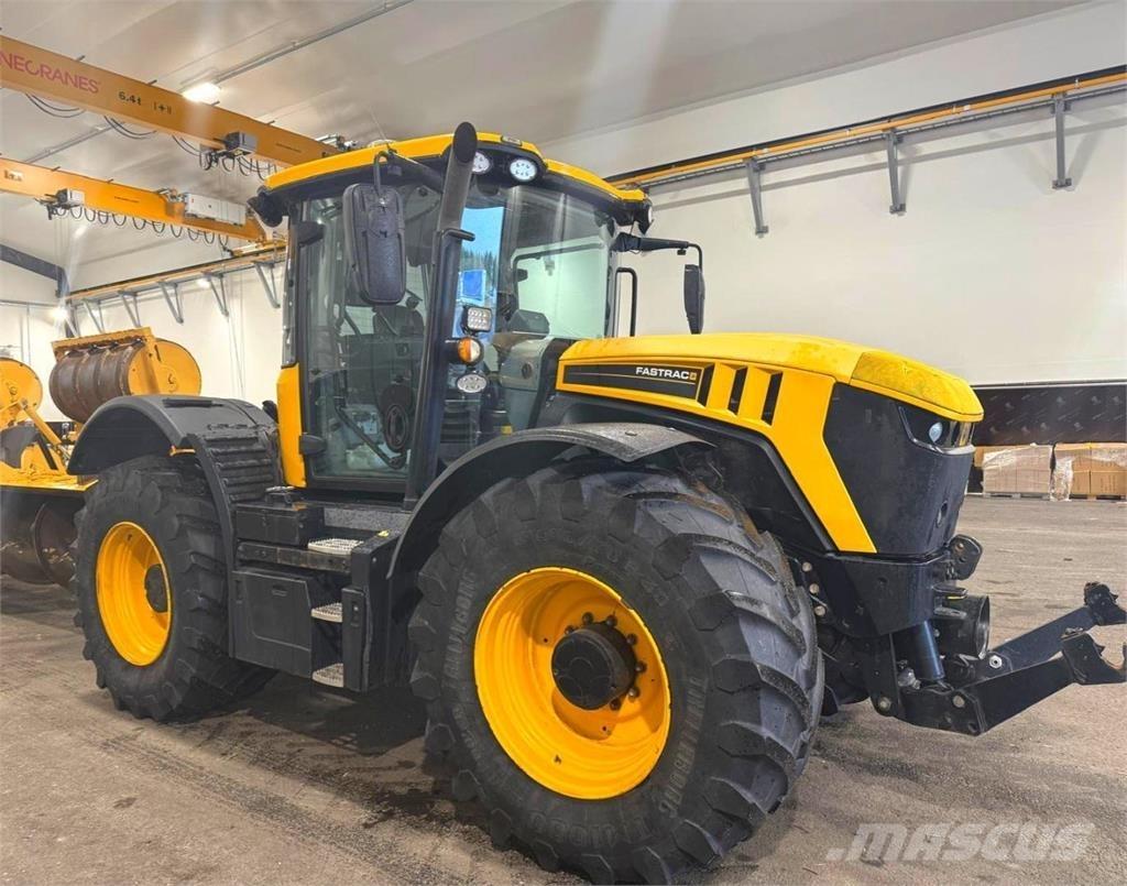 JCB Fastrack 4220 Traktorid