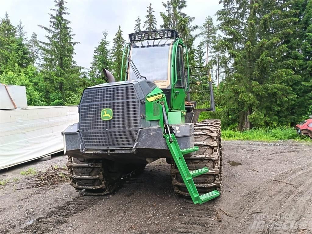 John Deere 1010G Forwarderid