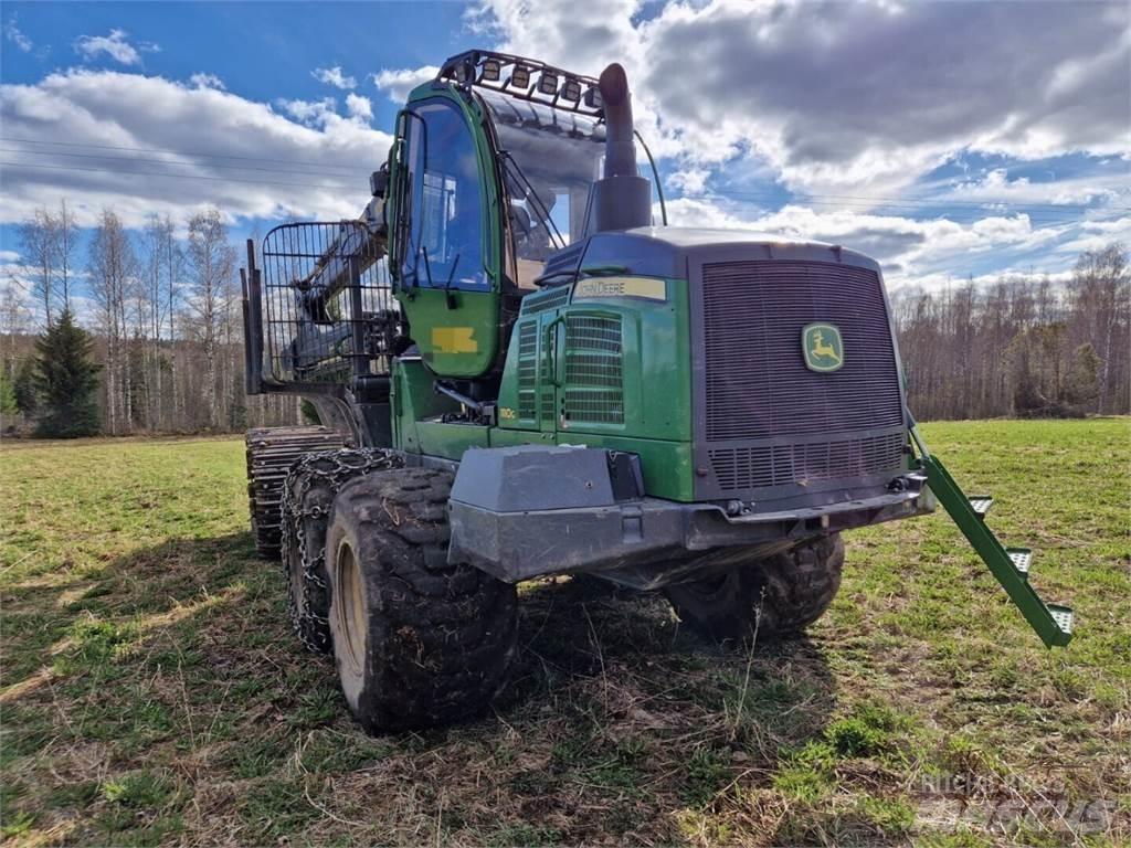 John Deere 1110G Forwarderid