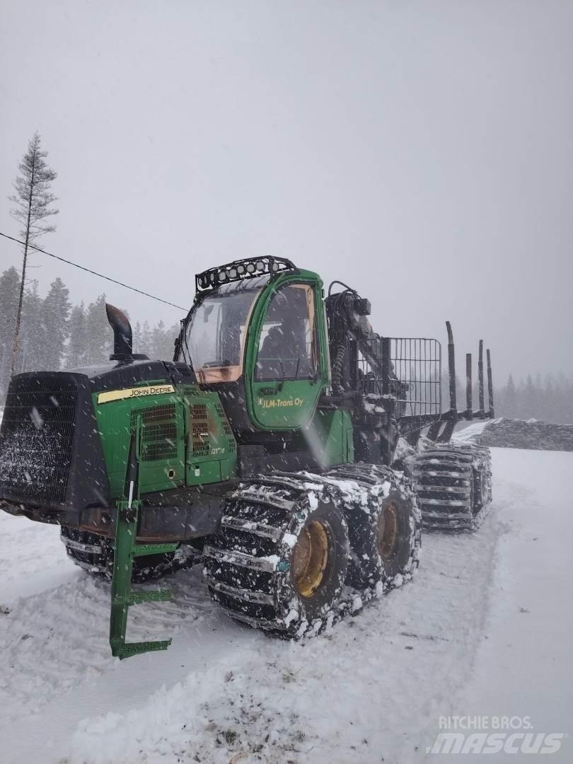 John Deere 1210E Forwarderid