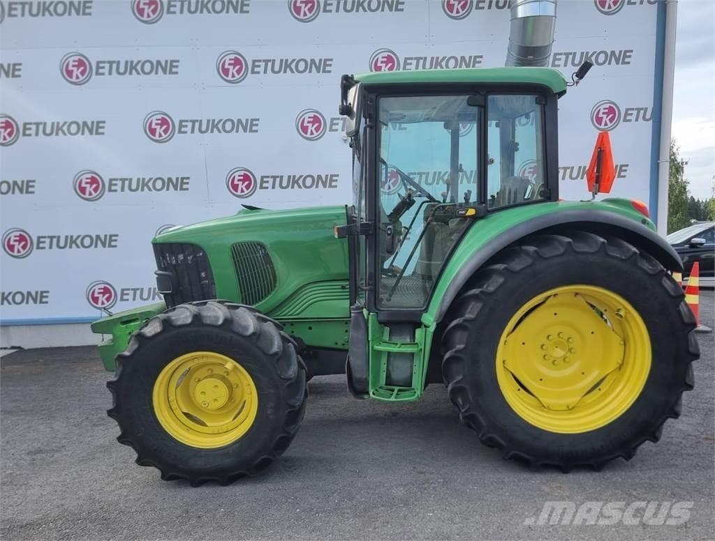 John Deere 6120SE Traktorid