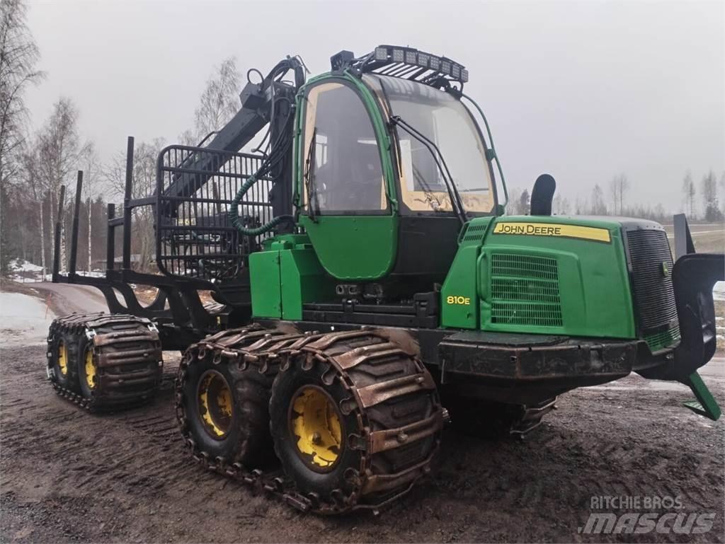 John Deere 810 E Forwarderid