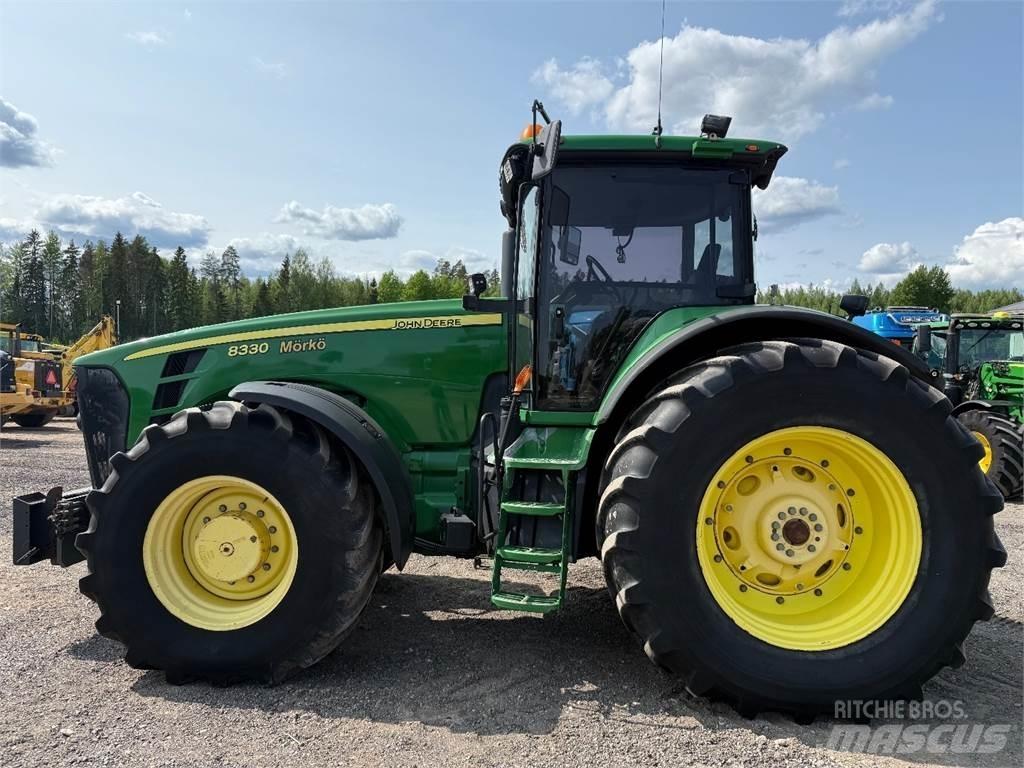 John Deere 8330 Traktorid